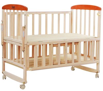 China Baby Crib Factory Price Size 100X55CM Traditional Indoor Adjustable Crib MKA202 Hutch For Asia for sale