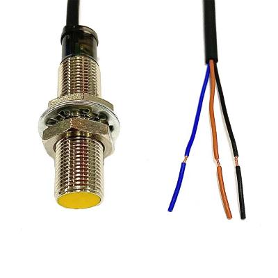 China New Original Inductive Proximity Switch Sensor Cylinder Shaped Switch Industrial Automation Proximity Sensor Inductive Switch for sale