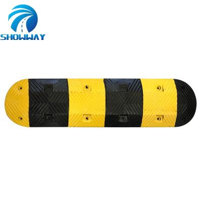 China Long Lifespan Rubber Yellow Black Rubber Speed ​​Bump for sale