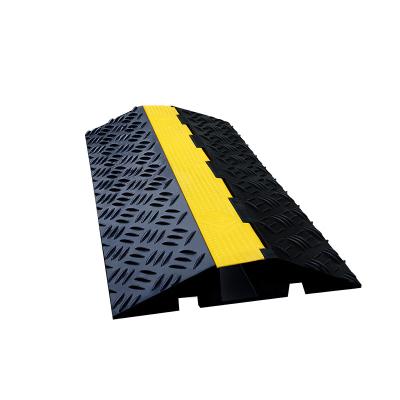 China Factory Direct High Quality Rubber or Plastic Safety Cable Protector Bump Ramp Cable Protector for sale