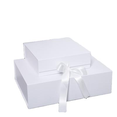 China Recyclable Pen Luxury Atelier In Cheap Black Matte Packaging Paper Box for sale