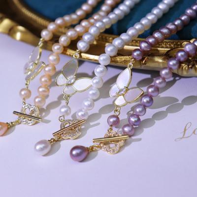 China NEW DESIGNED FASHIONABLE Fritillaria Butterfly Natural Pearl Necklace Various Colors Clavicle Chain Soft Soft Necklaces for sale