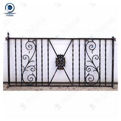 China Modern CBDMART   Modern Style   Customized Exquisite Wrought Iron Staircase Railing for sale