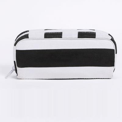 China No Small Women Clutch Squares Wristlet Purse Black And White Fashion Purse for sale