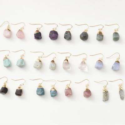 China Natural Crystal Rough Stone Pendant Earrings Faceted Multicolor Trendy Trendy Quartz Stone Faceted Earrings for sale