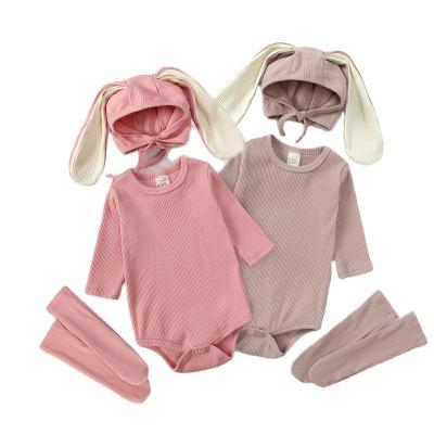 China Newest Summer Rabbit Ears Long Sleeve Baby Romper Baby Cotton Romper Cute Jumpsuit 3 Pcs With Hat Socks à venda