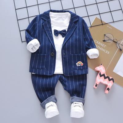 Cina Autumn Stripe Dress Suits For Boys Formal Popular Children's Formal Suits Sets Bowtie Boys Dress Suits in vendita