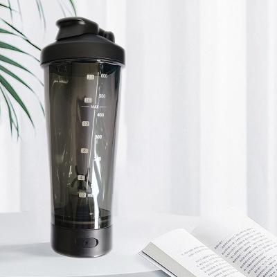 China Viable Automatic Protein Premium Rechargeable Electric Shaker Bottle Gym Essential Custom Logo Mixer 600ml Mixing Cup for sale