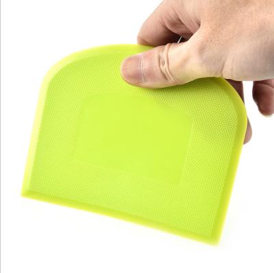 China Flexible Plastic Cutter Bowl Scraper Dough Scraper Food Plastic Scrappers Disposable Food-Safe Dough Scraper For Bread for sale