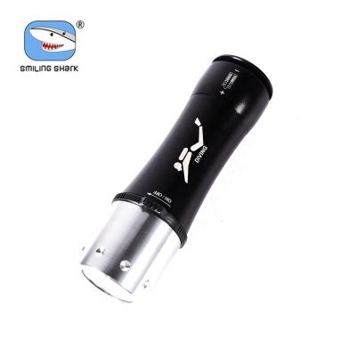 China Super Bright Camping Smiling Shark Plastic Diving Flashlight, Waterproof Underwater LED Submarine Torch Diving Light for sale