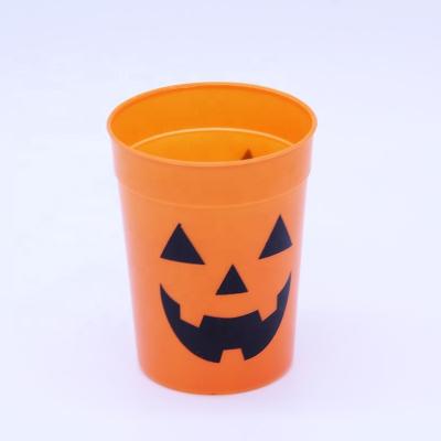 China Sustainable Halloween Cup Halloween Party Supplies For Kids Plastic Pumpkin Stage Cups for sale