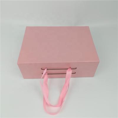 China Pretty Gift Clamshell Luxury Paper Boxes With Handles , Custom Gift Box Wig Hair Packaging Box for sale