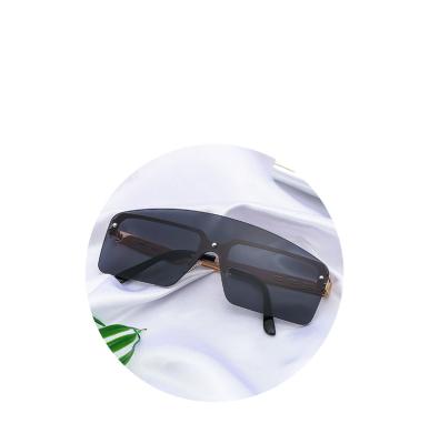 China 2021 personality trend men's and women's PC style metal frame sunglasses for sale