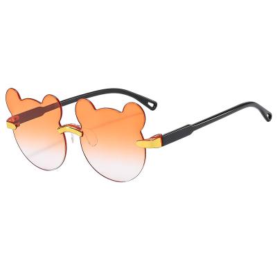 China Fashion Sunglasses New Children Sunglasses Cute Baby 0-10 Year Old Bear Shaped Children Sunglasses for sale