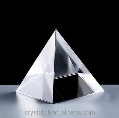 China Europe Crystal Glass Pyramid Decorative Ancient Egyptian Paperweight For Office Supplies Decoration for sale