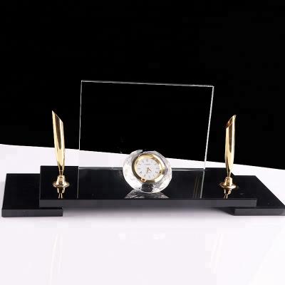 China Europe High Quality Crystal Pen Holder/Stand With Clock For Office Desk Set Office Crystal Gifts for sale