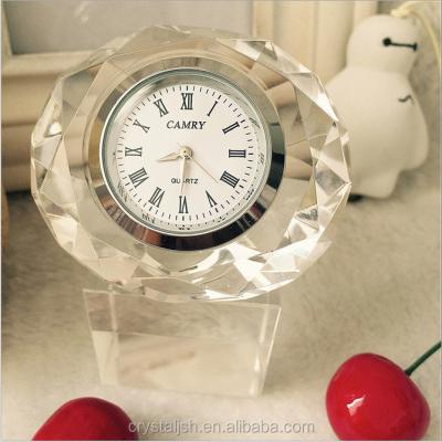 China Creative China Kinsam Crystal Home Decoration Diamond Shape Wall Clock for sale