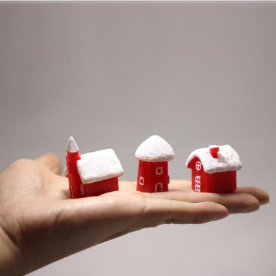 China Europe House MIni Resin House Red Snow Landscaping Miniature For DIY Fairy Garden Decor Christmas Home Accessories for sale