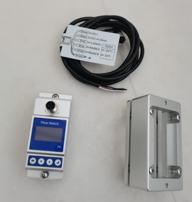 China Clamp On Ultrasonic Flow Meter For Small Pipe Size With Single Medium for sale