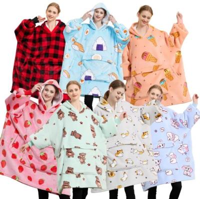 China 100% Polyester Fleece Oversized Hooded Blankets  Unisex Ultra Comfortable for sale