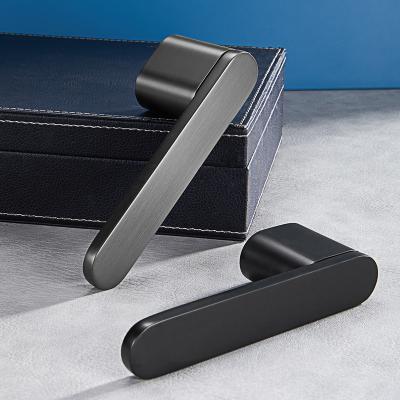 China Modern Interior Zinc Alloy Lever Style Landles Wooden Door Matt Black Hidden Door Handles With Lock for sale