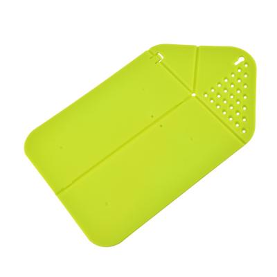 China Sustainable Kitchen Classification Cutting Vegetable Cutting Plate Creative Folding Bending Knife Wear-resisting Cutting Board for sale