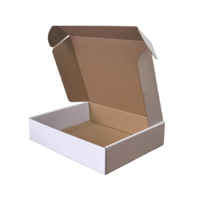 China Recyclable Large Good Quality Corrugated Paper Aircraft White Matte Mailing Box Mailer Cardboard Mailing Box for sale