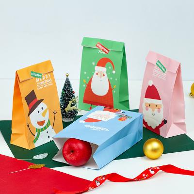 China Recycled Materials Merry Christmas Customized Food Grade Candy Recyclable Gift Wrapping Paper Bag for sale