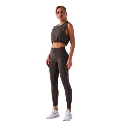 China Ladies Breathable Yoga Suit QUICK DRY Fitness Yoga Suit 2 Piece Breathable Sportswear Suit Vest Tights for sale