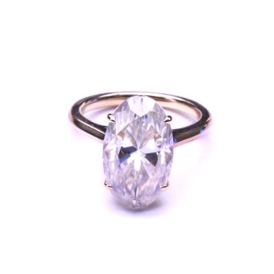 China FASHIONABLE Church Styles Halo Mix 14K Gold Oval Cut Moissanite Engagement Ring for sale