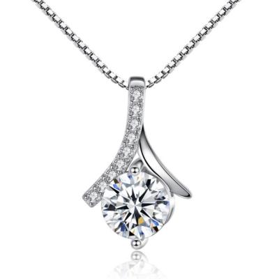 China Lady Simple Simple Style Platinum Moissanite Diamond Pendants Necklace for sale