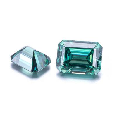 China Color Game or Fire Lab Created the Perfect Green Emerald Moissanite Diamond Columbia Gemstones Moissanite for sale