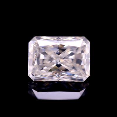 China Game or Color Fire DEF Crushed Ice Cut Radiant Loose Moissanite Stone for sale