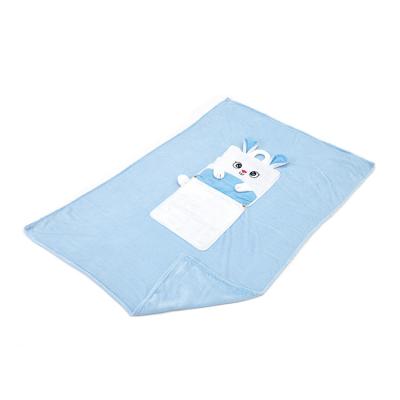 China Eco-Friendly Children's Knitted Bear Throw Blanket Plush Fleece Baby Cozy Super Soft Baby Blanket for sale