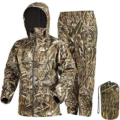 China Anti-Bacterial Men's hunting clothing with wool lined, harness compatible waterproof silent hunting jacket and trousers hunting suit for sale