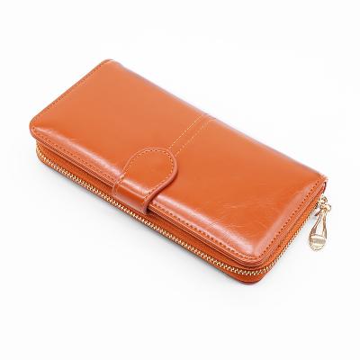 China Custom Long Zipper Fashion Vintage Oilwax Purses Genuine Leather Wallet For Women for sale