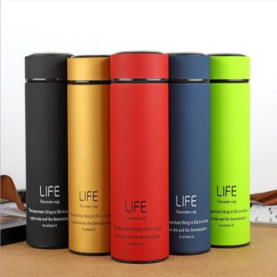 China Sustainable 500ml Double Wall Insulated Stainless Steel Thermal Water Bottle 500ml Vacuum Sports Water Bottle for sale