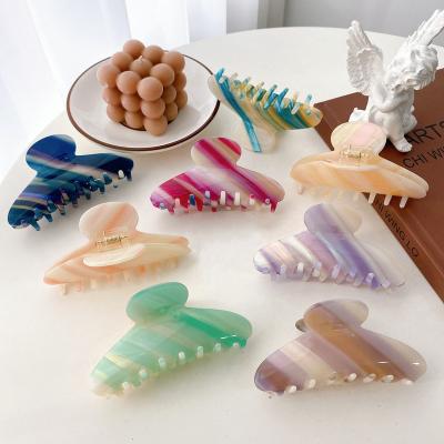 China Hair Claw Clips  2022 Wholesale color changing medium semi-circle high-quality hair accessories acetate hair claw clip for thick hair women for sale