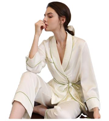 China QUICK DRY Custom Soft Women's Pajamas Vintage Sleep Satin Silk Pajamas Set Designers for sale