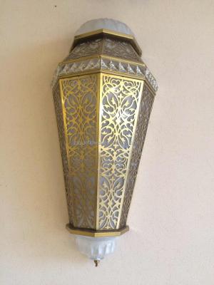 China Moroccan Islamic Style Half-shape Wall Lamp Antique Bedside Lamp for sale