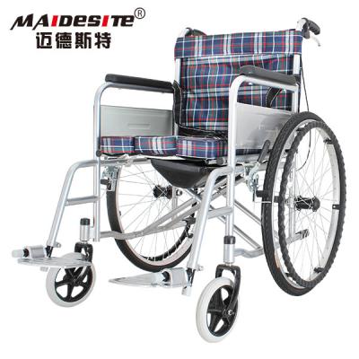 Chine Poids léger manuel léger professionnel de fauteuil roulant pliant le pliage léger à vendre