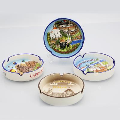 China Large high quality decoration around ceramic hand painted relief decorative ashtray for sale