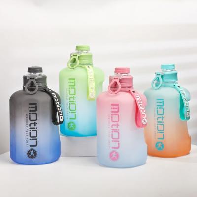 China Summer 2022 New Arrival Sustainable Sports Gym Plastic Drinking Bottle 1 Gallon Motivational Water Bottle With Straw for sale