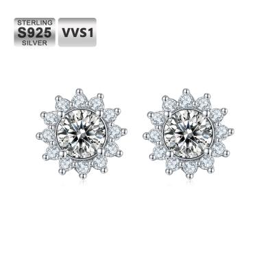 China Romantic Sunflower 925 Sterling Silver Moissanite Wedding Stud Earrings for sale