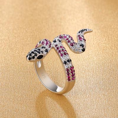 China Fashion Non-fading Animal Jewelry Iced Out Zircon Gold 925 Sterling Silver Eye Wrap Black Red Snake Shaped Snake Ring For Women for sale