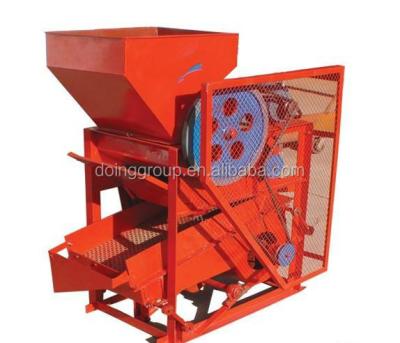 China Shelling Peanut Peanut Making Machine 6DY-4500B Peanut Sheller for Sale for sale