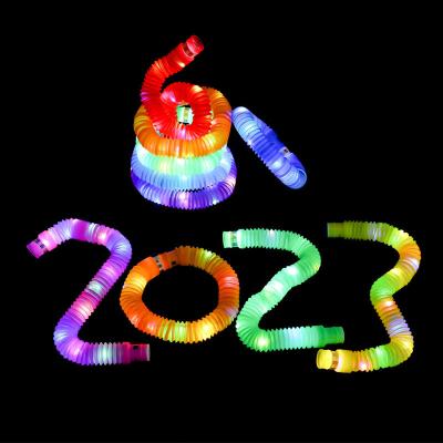 China New Viable Flash LED Glow Tubes Light Up Pipe POP Tube Wiggle Person Toys Luminescent Telescopic Decompression Tube Toys for sale