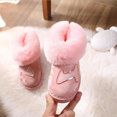 China Deodorization 2021 winter fashion fur boots women children girls fur snow boots for sale