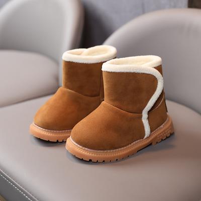 China Deodorization 2021 Warm Autumn Women Ladies Sports Sheep Fur Snow Boots For Baby Kids Children Girls Women Men for sale