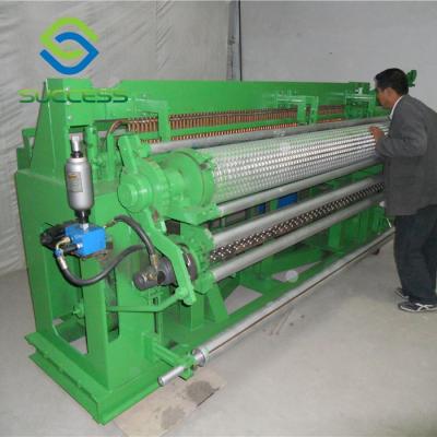 China High Stability PVC Coated Welding Wire Mesh Machine For Sale for sale